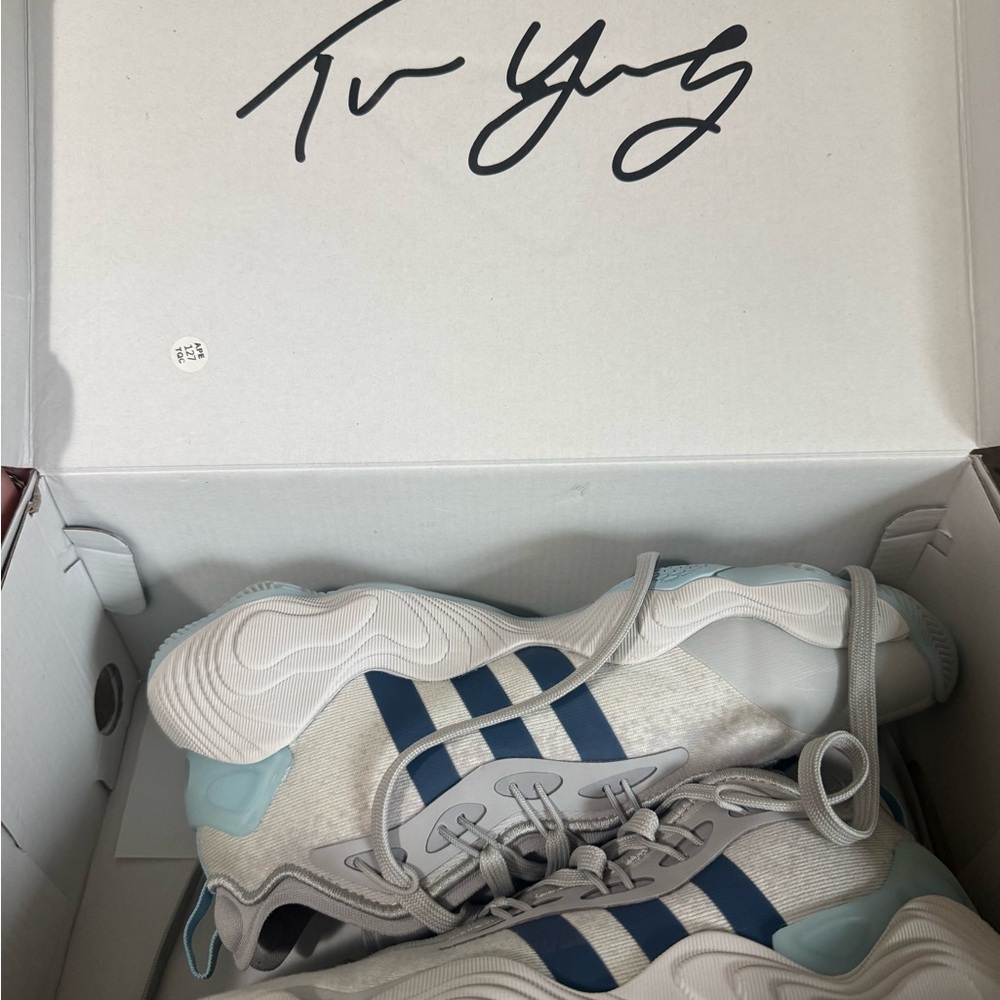 adidas youth basketball shoes Trae young 3